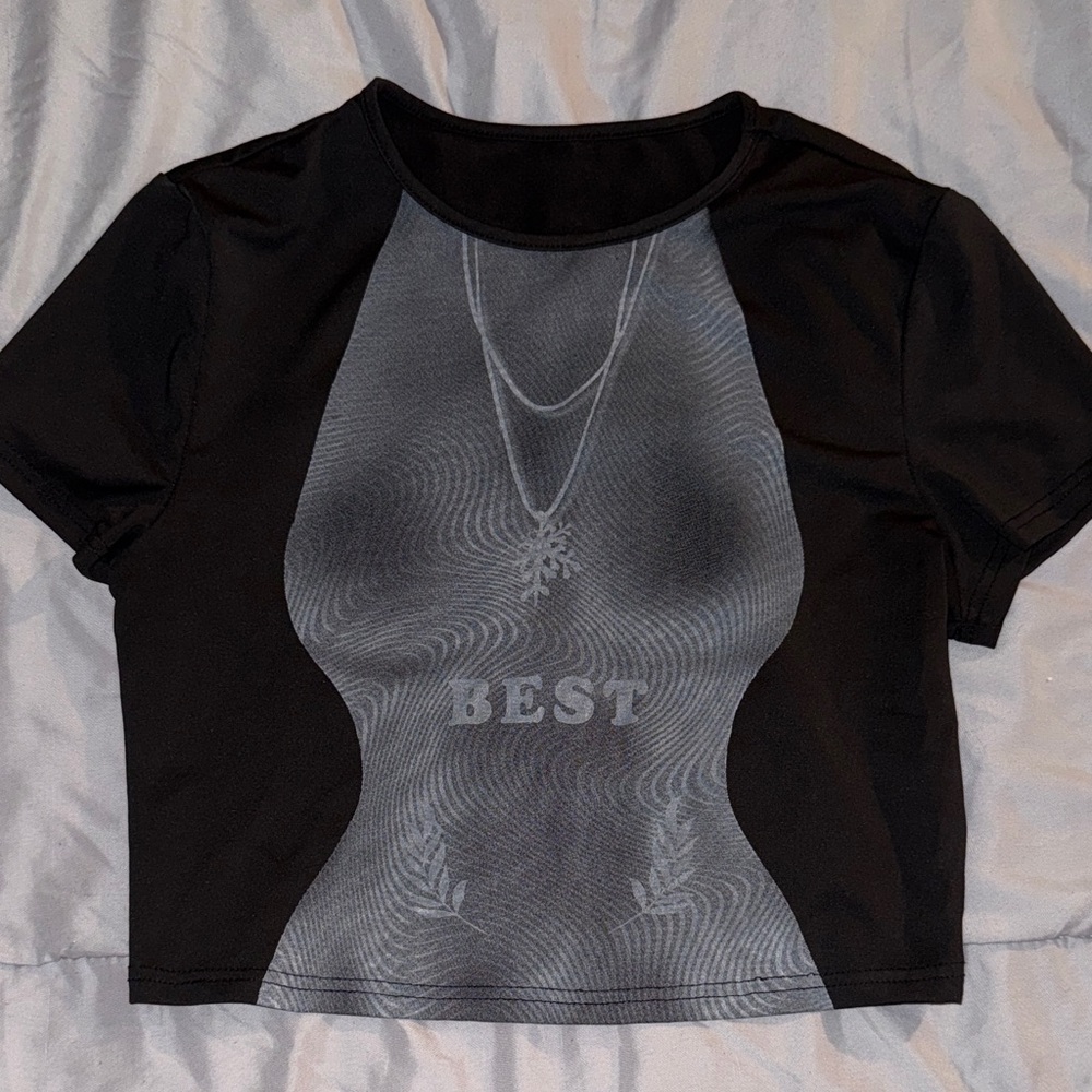 Model Body Crop Top